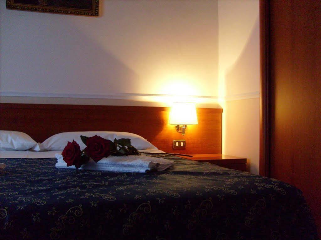 B&B Gerbera Roma Екстер'єр фото